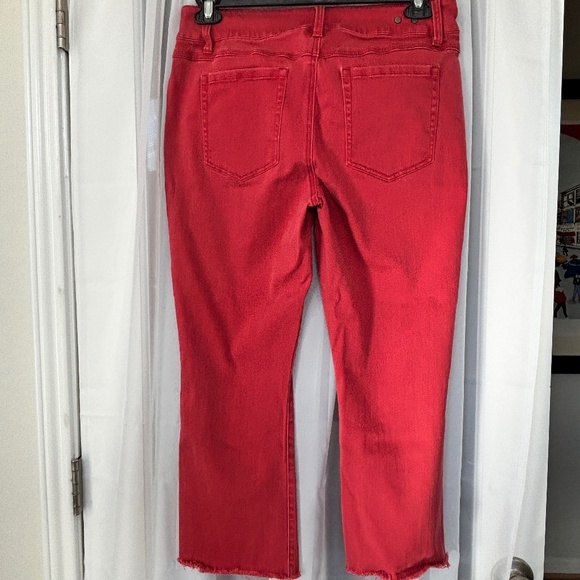 CAbi - High Low Crop Red - Picture 3 of 5
